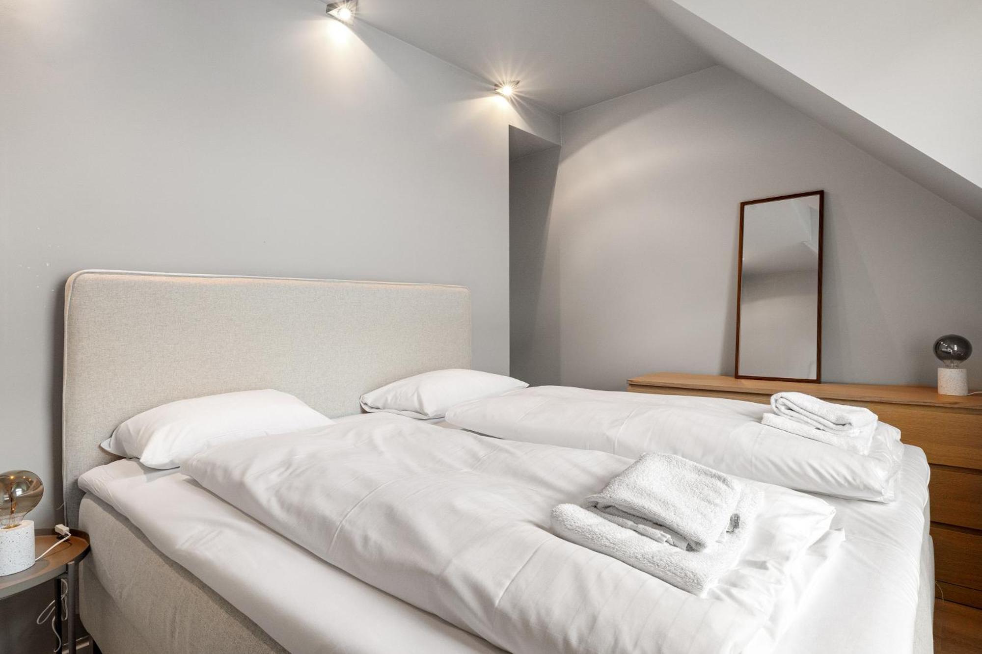 Homerentals L 120Sqm Mid-Central - King Beds - 500Mbps Wi-Fi Bergen Exterior foto